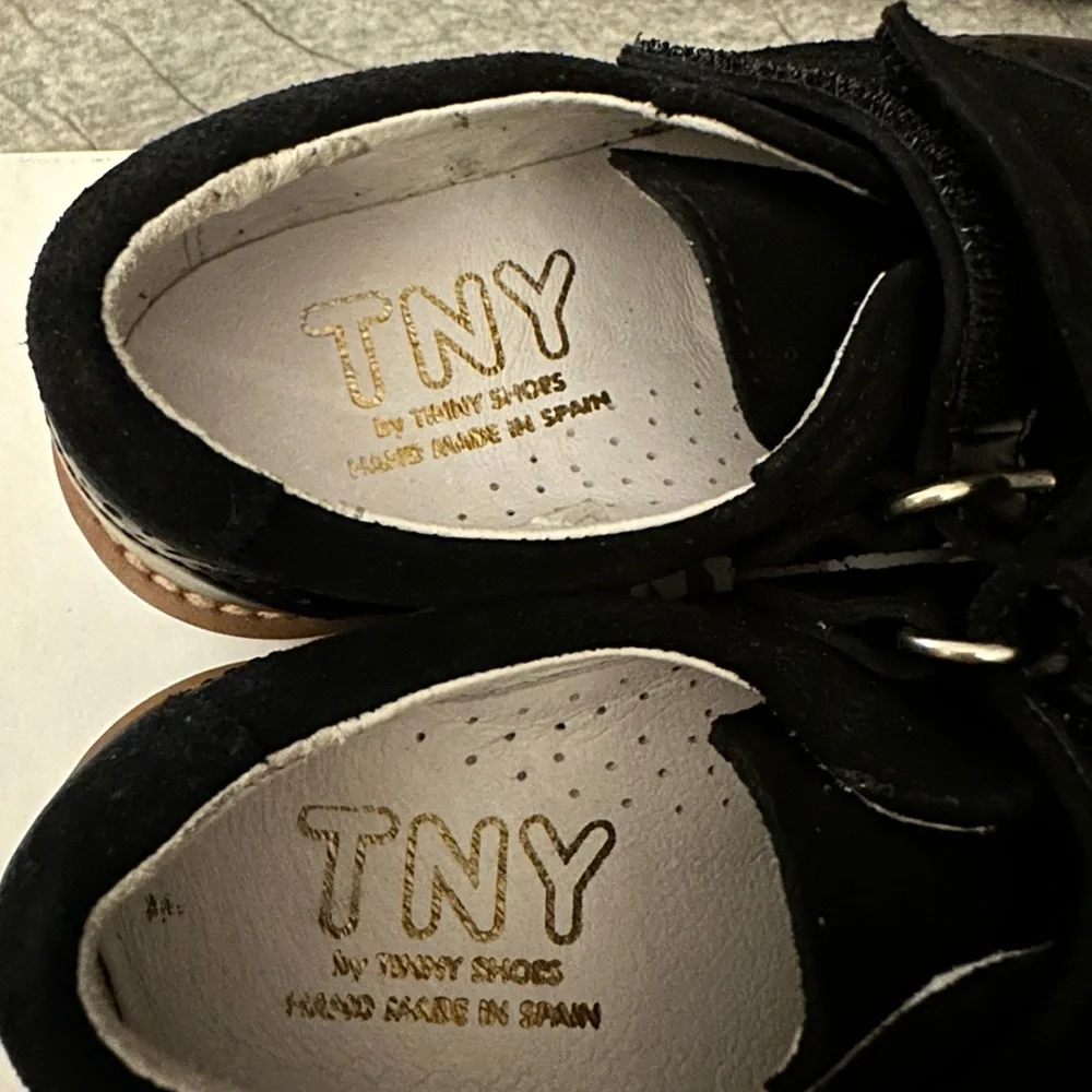 TNY by Tinny Shoes. Boys dress shoes. 8.5 NIB